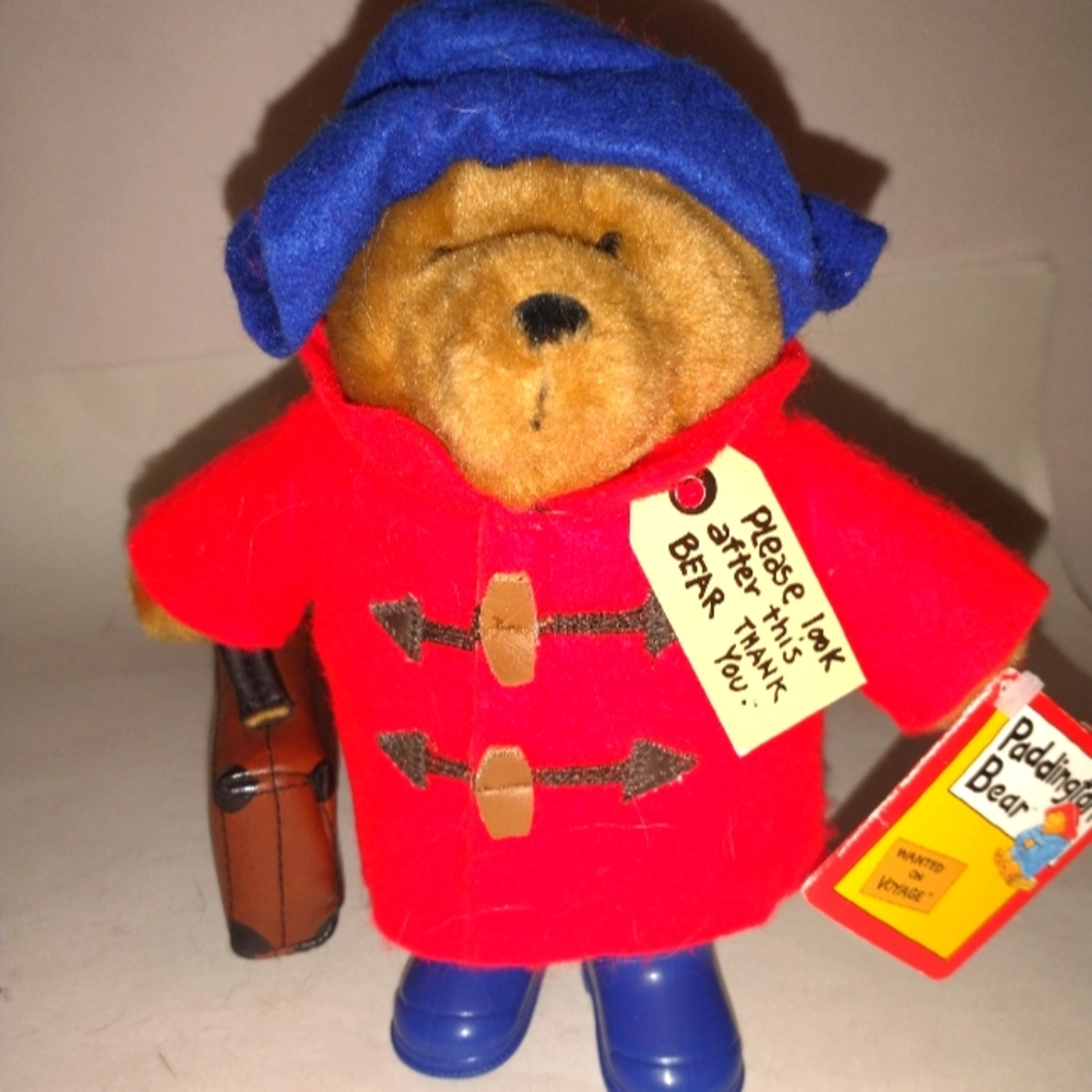 Paddington Bear w/ Red rare coat and suit case..New.